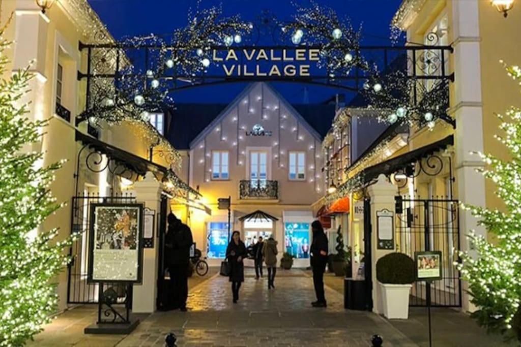 Sejour En Famille Ou Amis A Disneyland & Paris Лонь Экстерьер фото
